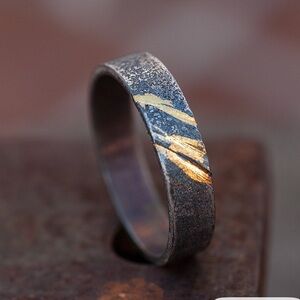 Men's Unique Black and Copper Wedding Band
Size: 10/10.5 (2cm Diameter)